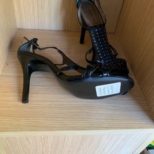 Nine West Heel